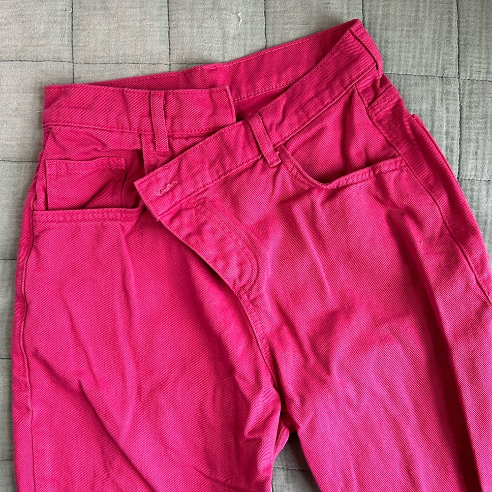 ASOS pink straight leg v cross jeans! 26/27